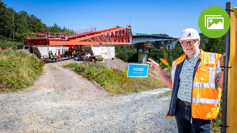 Bauoberleiter Ulrich Gawlas am 30. Juli 2024 an der Gottleubatalbrücke: "Einen wichtigen Meilenstein erreicht."