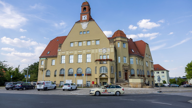Am Donnerstag, 18.30 Uhr, wieder Tagungsort des Stadtrates, das Heidenauer Rathaus.