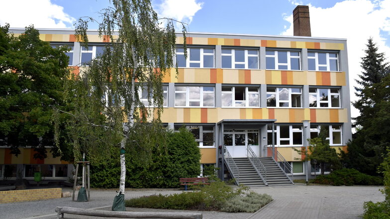 "Bewegte Grundschule" Hermsdorf ist fertig saniert