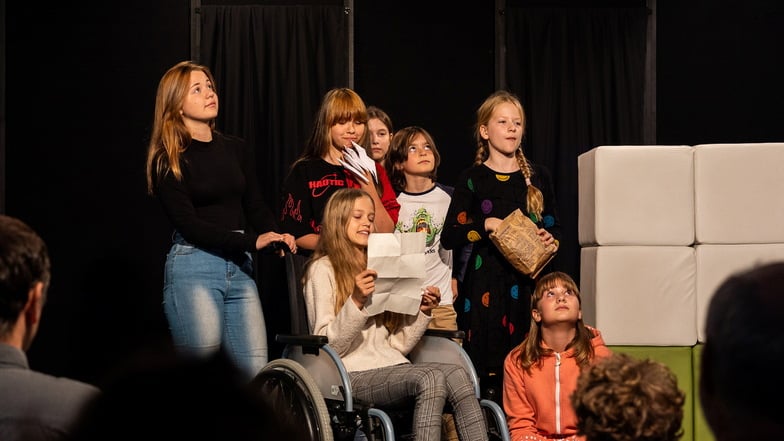 Was Kinder von der Zukunft erwarten - amüsantes Stück feiert in Freital Premiere