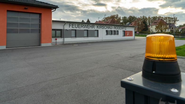 Im vergangenen Jahr bezogen bereits der Bauhof von Schirgiswalde-Kirschau und die Feuerwehr Kirschau-Rodewitz ihr neues Quartier an der Straße zwischen Kirschau und Rodewitz. Nun soll dort eine moderne Rettungswache gebaut werden.