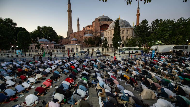 Viel Kritik an Türkei wegen Hagia Sophia