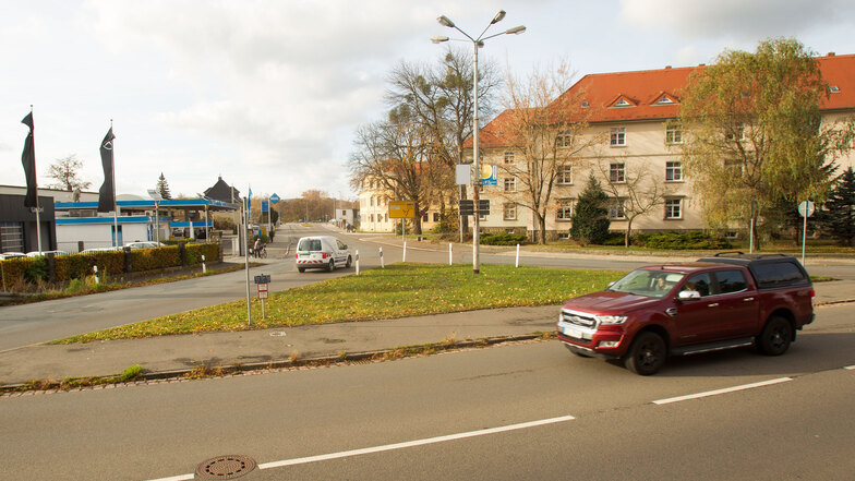 Dreiecks-Kreuzung am Knotenpunkt Rottwerndorfer Straße/Zehistaer Straße: Manche verlieren schon mal den Überblick, wer wo Vorfahrt hat.