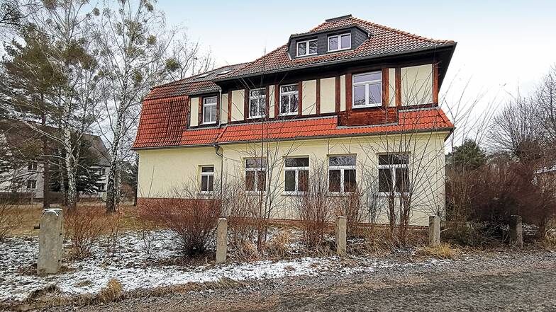 Mehrfamilienhaus in Bernsdorf OT Wiednitz / Mindestgebot 98.000 Euro