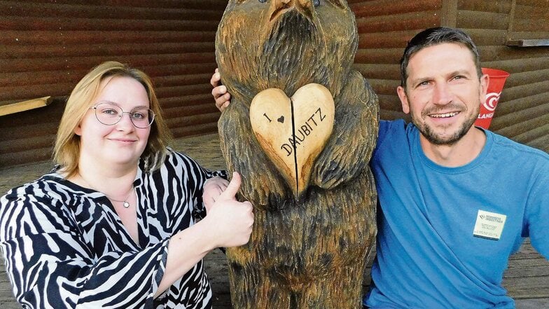 Anna Enders und Daniel Junge sind im Karnevalsverein aktiv, der mit der Westernstadt ganzjährig für Feste, Besucher, gute Laune und Zusammenhalt sorgt. Gemäß dem Motto: Wir lieben Daubitz!