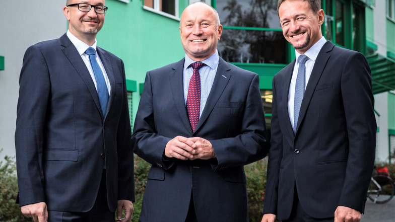 Stadtwerke-Führungstrio Andy Bederke, Olaf Schwarze, Peter Kochan (v.l.): Einer geht, zwei bleiben.