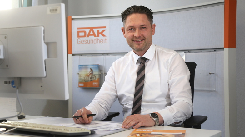 Christian Baier, Leiter des DAK-Gesundheit in Döbeln, bietet eine neue Hotline bei Long Covid.