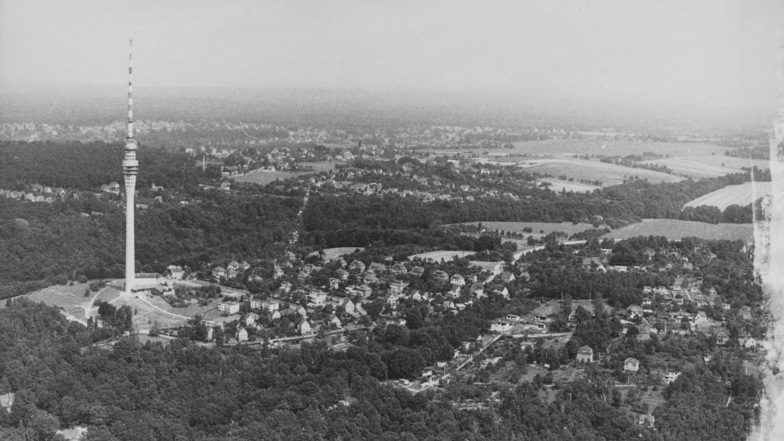 Der Dresdner Fernsehturm in Wachwitz auf einer Luftaufnahme vom 18. September 1979.