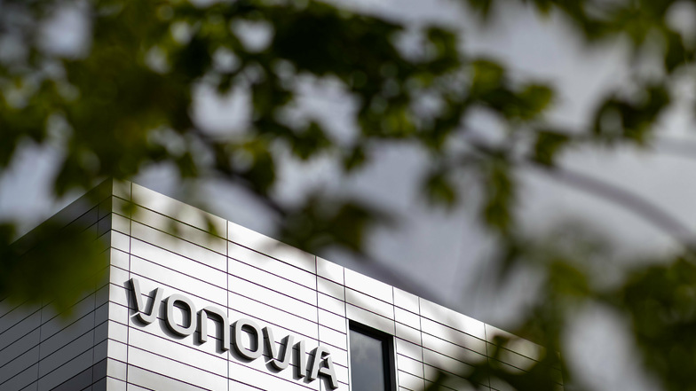 Das Wohnungsunternehmen "Vonovia" will den Konkurrenten Deutsche Wohnen übernehmen.