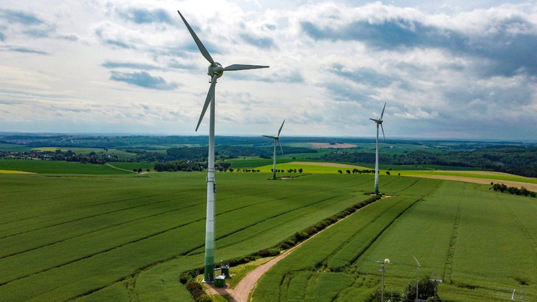 Mittelsachsen hat die meisten Windräder im Freistaat. Nun gibt es Überlegungen, auch Waldflächen zur Verfügung zu stellen.