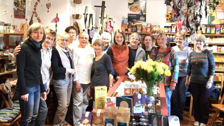 Das Team des Eine Welt Ladens in Niesky, das ehrenamtlich arbeitet.