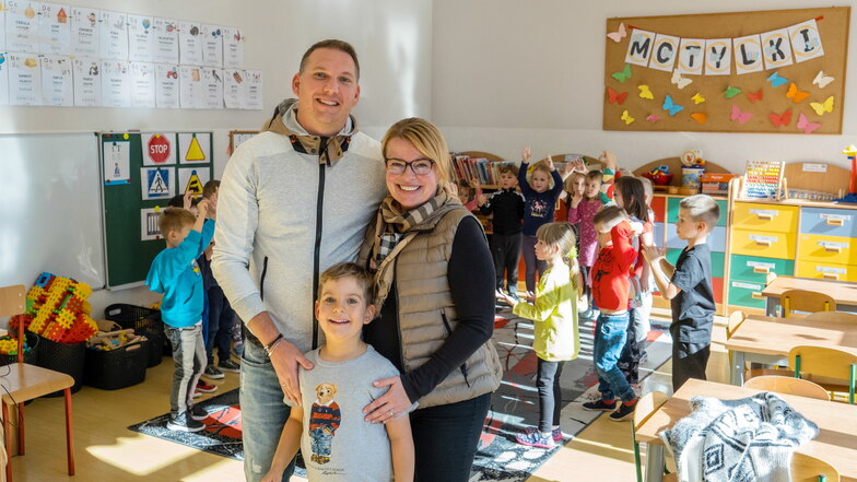 Marc und Margarete Schott sind glücklich, dass ihr Sohn David den Tecza-Kindergarten besuchen kann.