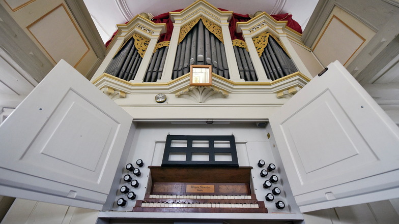 Orgel in der Otzdorfer Kirche bleibt die Luft weg