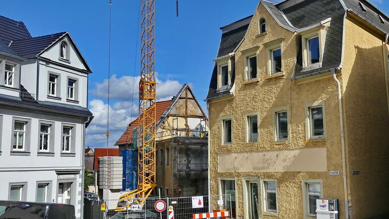 Die Bauarbeiten am künftigen Verwaltungsdepot in Lommatzsch sind in Verzug geraten. Und sie werden wohl deutlich teurer als geplant.