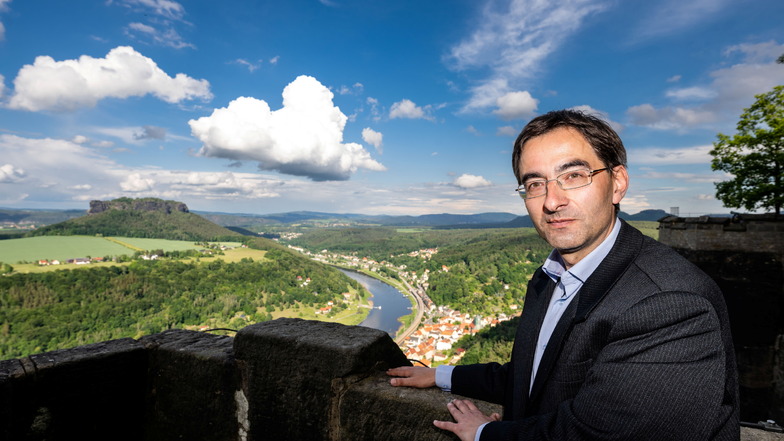 Als Kind ist er auf der Festung aufgewachsen, heute engagiert er sich im Festungsverein: Mario Bauch kandidiert bei der Bürgermeisterwahl in Königstein.