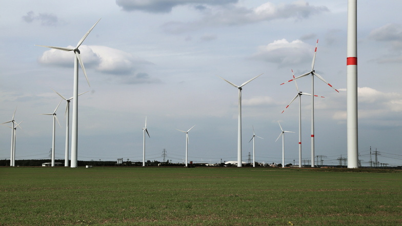 Im Windpark Streumen stehen 21 Windräder. Er ist damit einer der größten Windparks Sachsens und der größte im Landkreis Meißen.