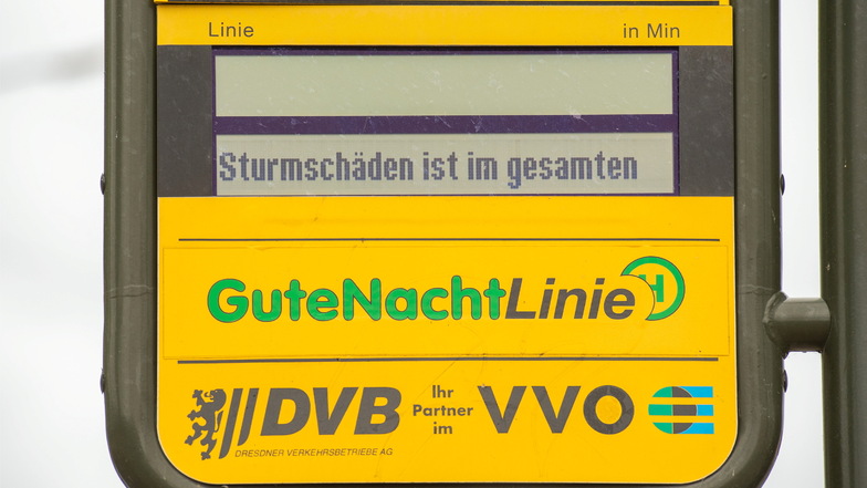 Seit dem Donnerstagmittag fuhr keine Straßenbahn mehr. Die Linie 4 nach Radebeul, Coswig und Weinböhla war eingestellt.