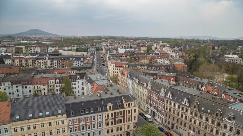 Lutherplatz, Landeskronstraße und Landeskrone -  Blick über Görlitz von der Lutherkirche aus.