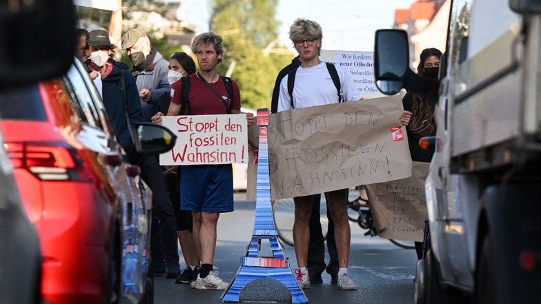 Klimaprotest: Mehrheit hält Straßenblockaden für ungeeignet
