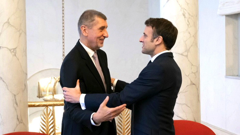 Vor Präsidentenwahl in Tschechien: Babiš trifft Macron in Paris