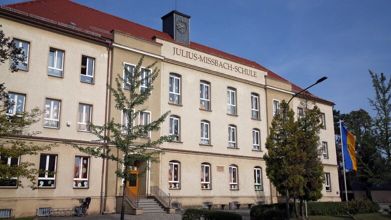 Seit 150 Jahren gibt es das Schulgebäude an der Bischofswerdaer Straße in Neustadt.