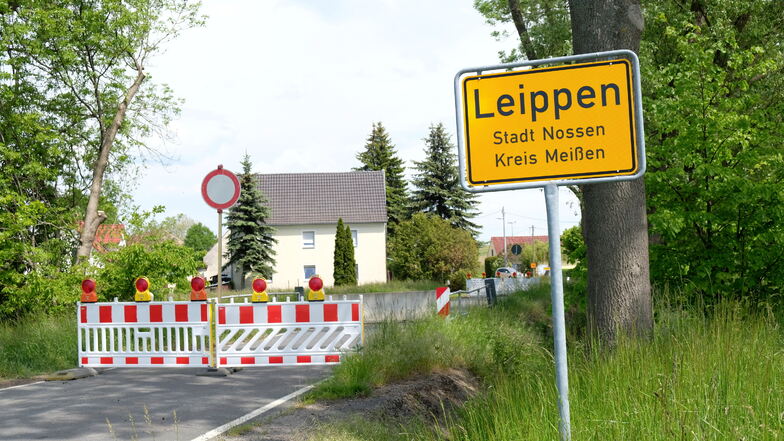 Seit Monaten besteht eine Vollsperrung der Straße am Ortseingang Leippen.