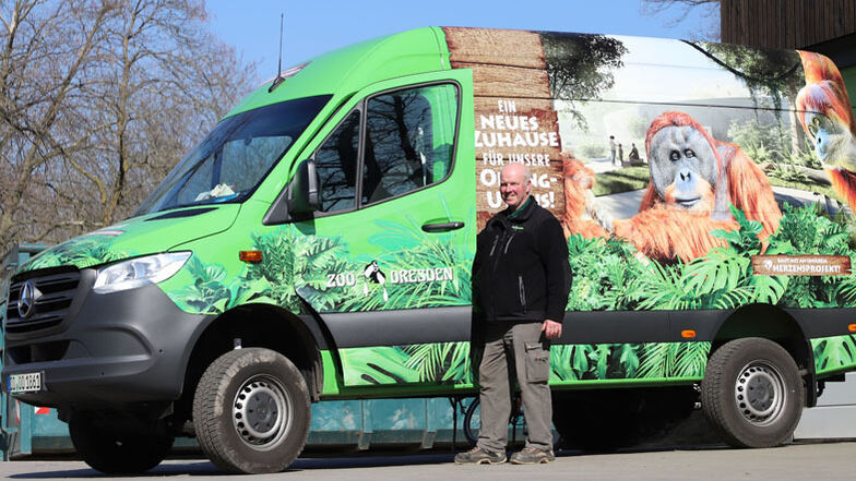 Mit dem neuen Zoo-Transporter ist Fahrer Jörg Kühne in und rund um Dresden unterwegs.