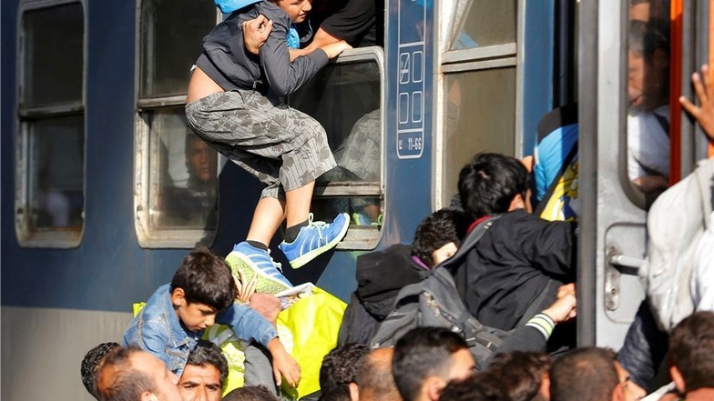 Familien haben Angst, getrennt zu werden.Foto: Reuters / L. Balogh