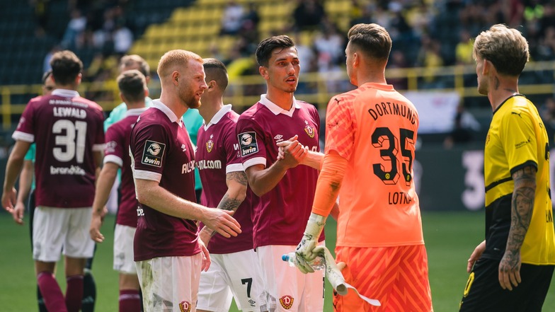 Bester Dortmunder: Torwart Marcel Lotka. Er verhinderte eine höhere Niederlage für den BVB II.