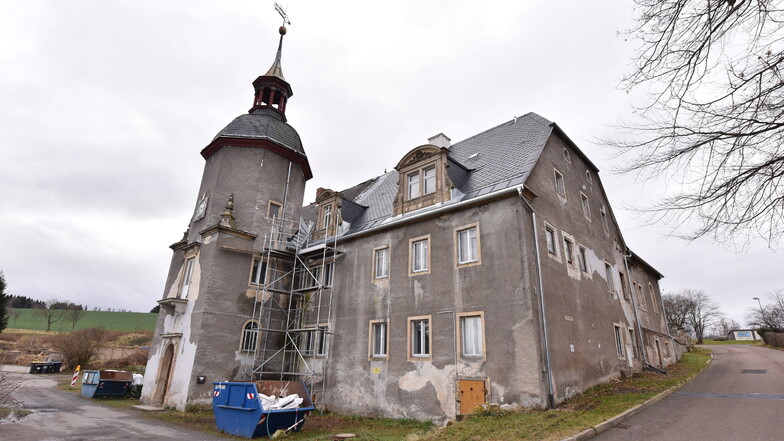 Schmiedeberg: Schlosspark in Naundorf wieder schick