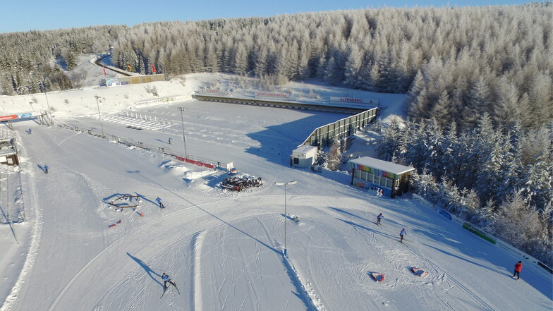 Langlauf und Biathlon für alle in Zinnwald und Cínovec