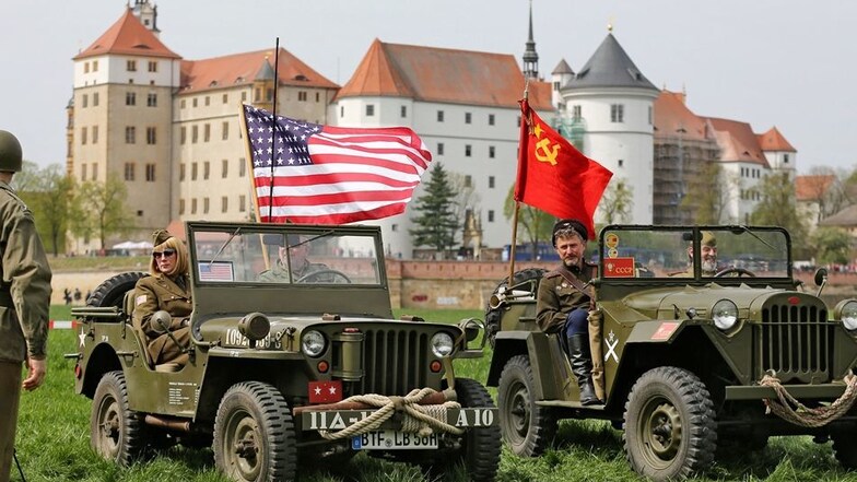 Torgau erinnert beim Elbe Day an historisches Alliierten-Zusammentreffen