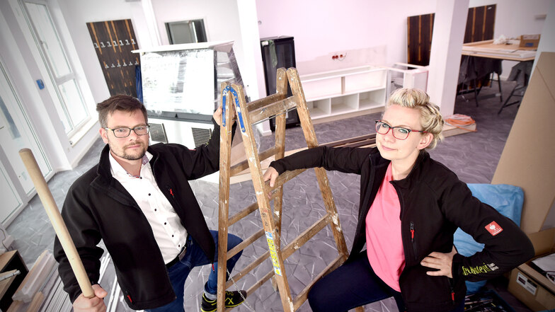Robin Wollmann und Melanie Böse eröffnen im Juli in Bechsteins Kultur- und Gästehaus in Seifhennersdorf Carl`s Musik-Kaffee.