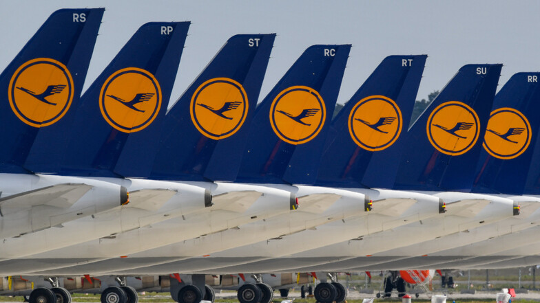 Viele Lufthansa-Maschinen stehen derzeit am Boden.