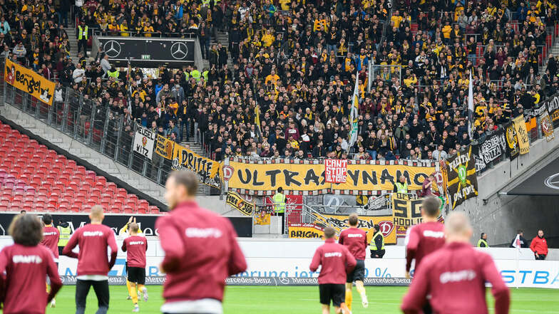 Rund 4.000 Dynamo-Fans sind mit nach Stuttgart gereist. 