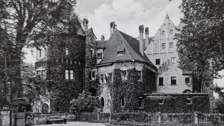 Das Schloss vermutlich in den 30er/40er Jahren.