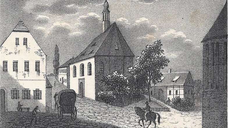 Die Hospitalkirche brannte zunächst im Dreißigjährigen Krieg und wurde im Jahr 1747 erneut eingeweiht.