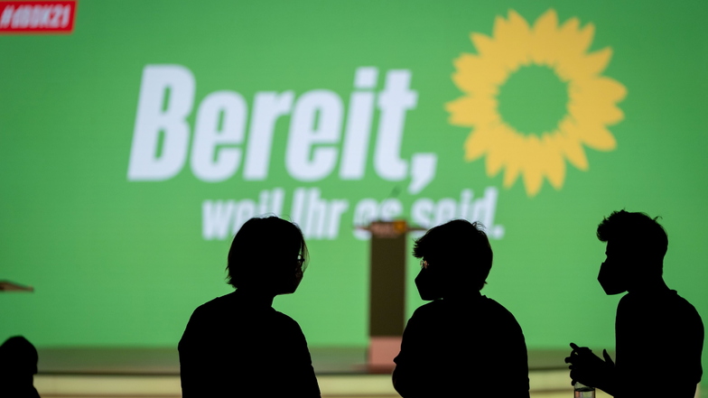 Bei einem digitalen Parteitag in Berlin verabschieden die Grünen ihr Wahlprogramm für die Bundestagswahl im September.