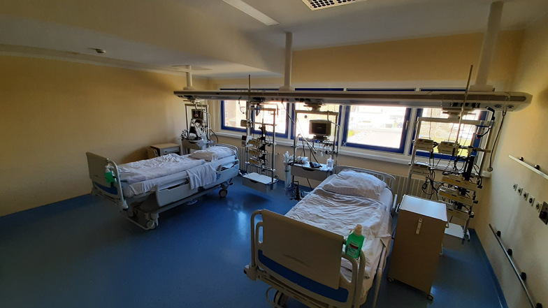 Ein Blick auf ein Zimmer auf der Intensivstation am Krankenhaus in Mittweida.