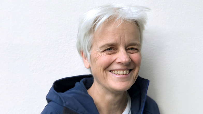 Die Autorin: Ulrike Herrmann, geboren 1964 in Hamburg, studierte in Berlin Geschichtswissenschaft und Philosophie. Seit 2000 ist Herrmann Redakteurin bei der taz und beschäftigte sich in mehreren Sachbüchern mit den historischen Wurzeln und den Perspektiv