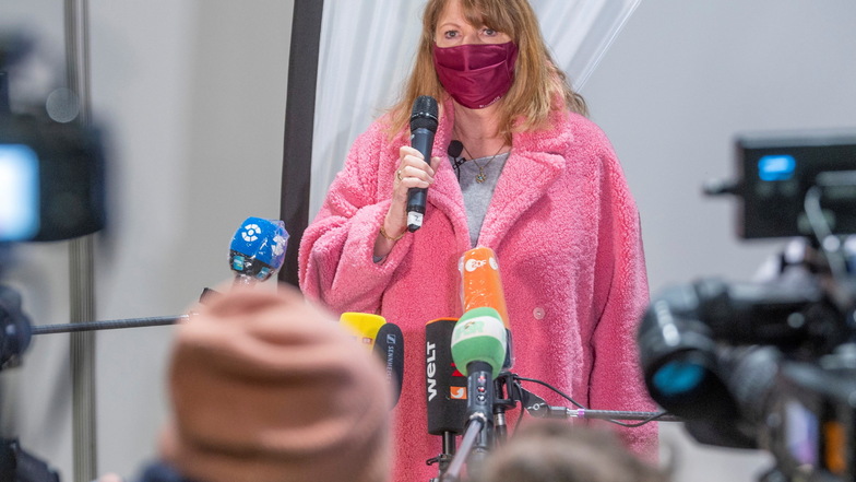 Das Impfzentrum in Riesa wurde am 11. Januar eröffnet. Sozialministerinministerin Petra Köpping (SPD) war zu Besuch.