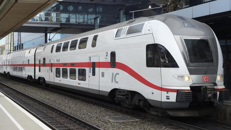Vorläufiger Designentwurf für KISS-Züge in der Intercity-Flotte der DB.