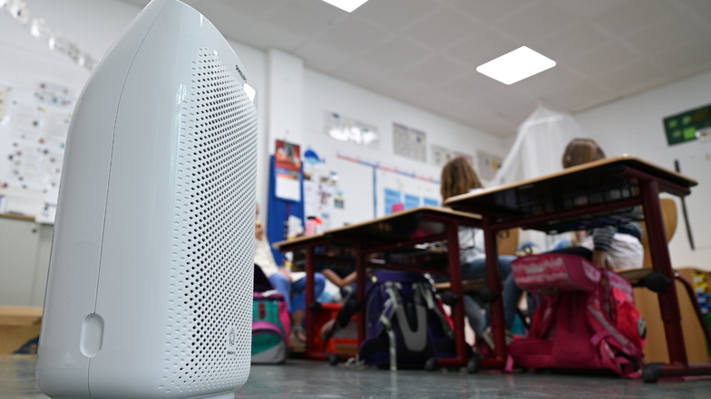 Luftfilter sollen nun auch in Sachsen Schulschließungen vermeiden.