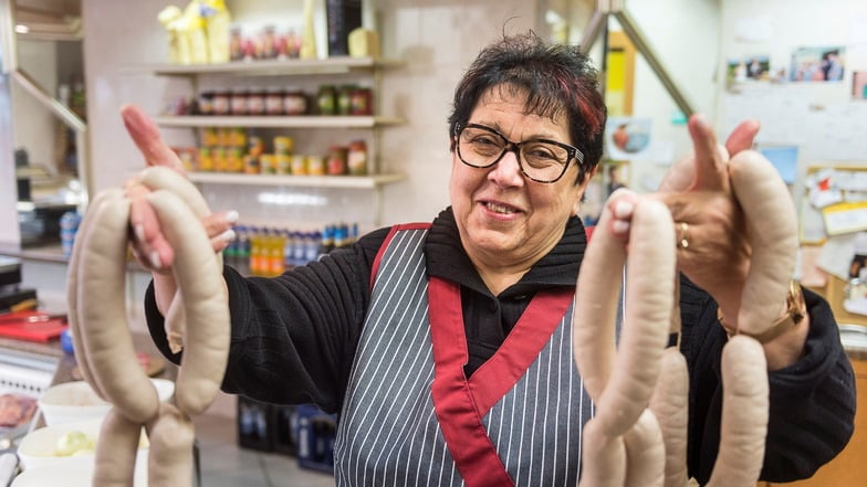 So kennt man sie: Barbara Frühauf in ihrer Fleischerei, hier ein Archivfoto. Nun soll am Jahresende Schluss sein.