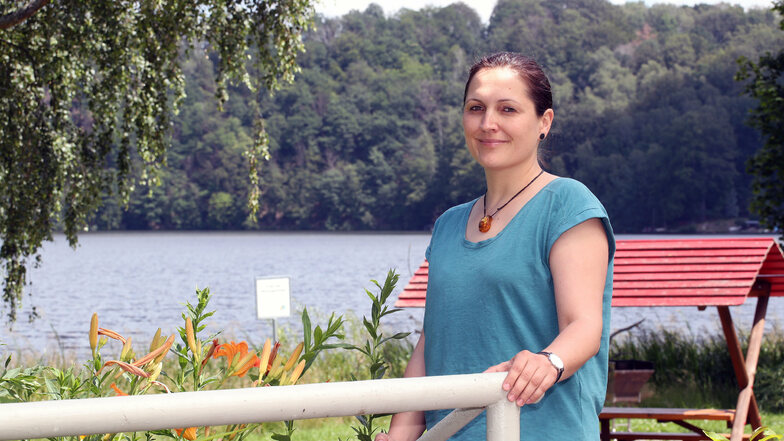Doreen Nitzschke leitet seit zwölf Jahren die Jugendherberge in Falkenhain. Besonders gefällt ihr daran, viel im Grünen und am Wasser sein zu können.