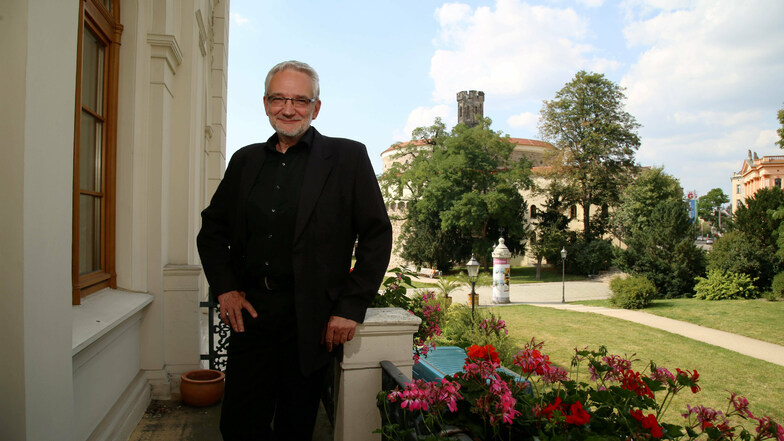 Klaus Arauner ist Generalintendant und künstlerischer Geschäftsführer des GHT Görlitz/Zittau. Seit 1986 arbeitet er am Görlitzer Theater.