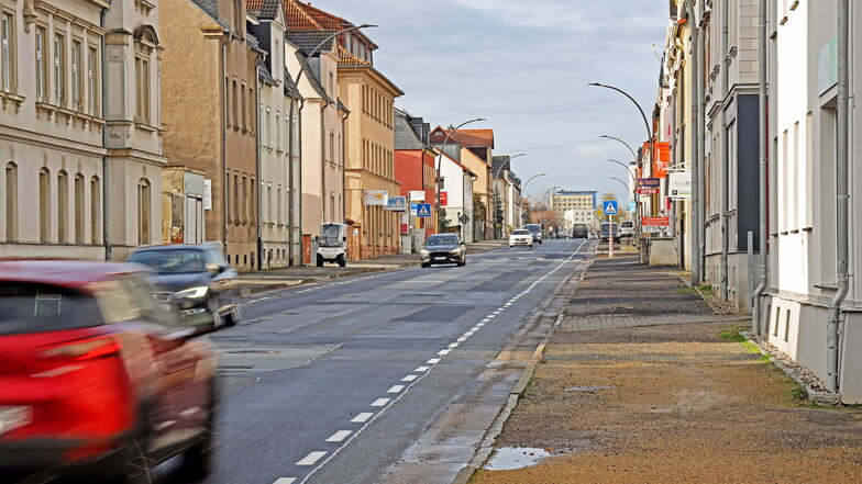 Die Lange Straße war in der zweiten Jahreshälfte 2023 eine Baustelle. Seit reichlich zwei Wochen rollt der Verkehr aber wieder.