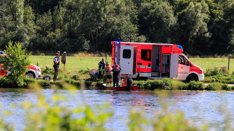 Sterben Kinder wie hier bei einem Badeunfall in Bochum, kommen auch die Einsatz- und Hilfskräfte oft an ihre Grenzen. Bei manchen entwickelt sich daraus eine Posttraumatische Belastungsstörung.