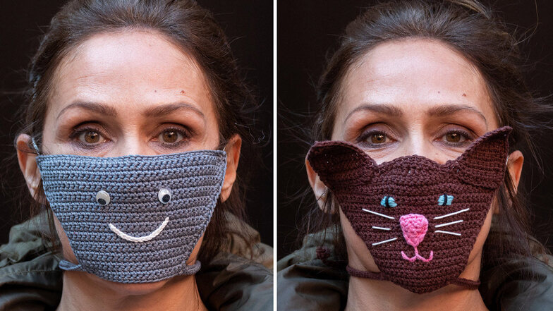 Ein bisschen Spaß muss sein: Künstlerin Mansha Friedrich verschenkt selbst gehäkelte Atemschutzmasken mit auswechselbaren Stoff-Inlays.