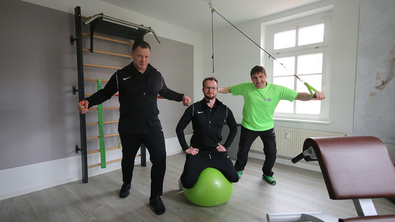 Trainer Heiko Scheer, Studioleiter Glenn Bauerochse und Geschäftsführer Timo Beier (von links) sind bereit für das Training. Neue Sportler sind willkommen.